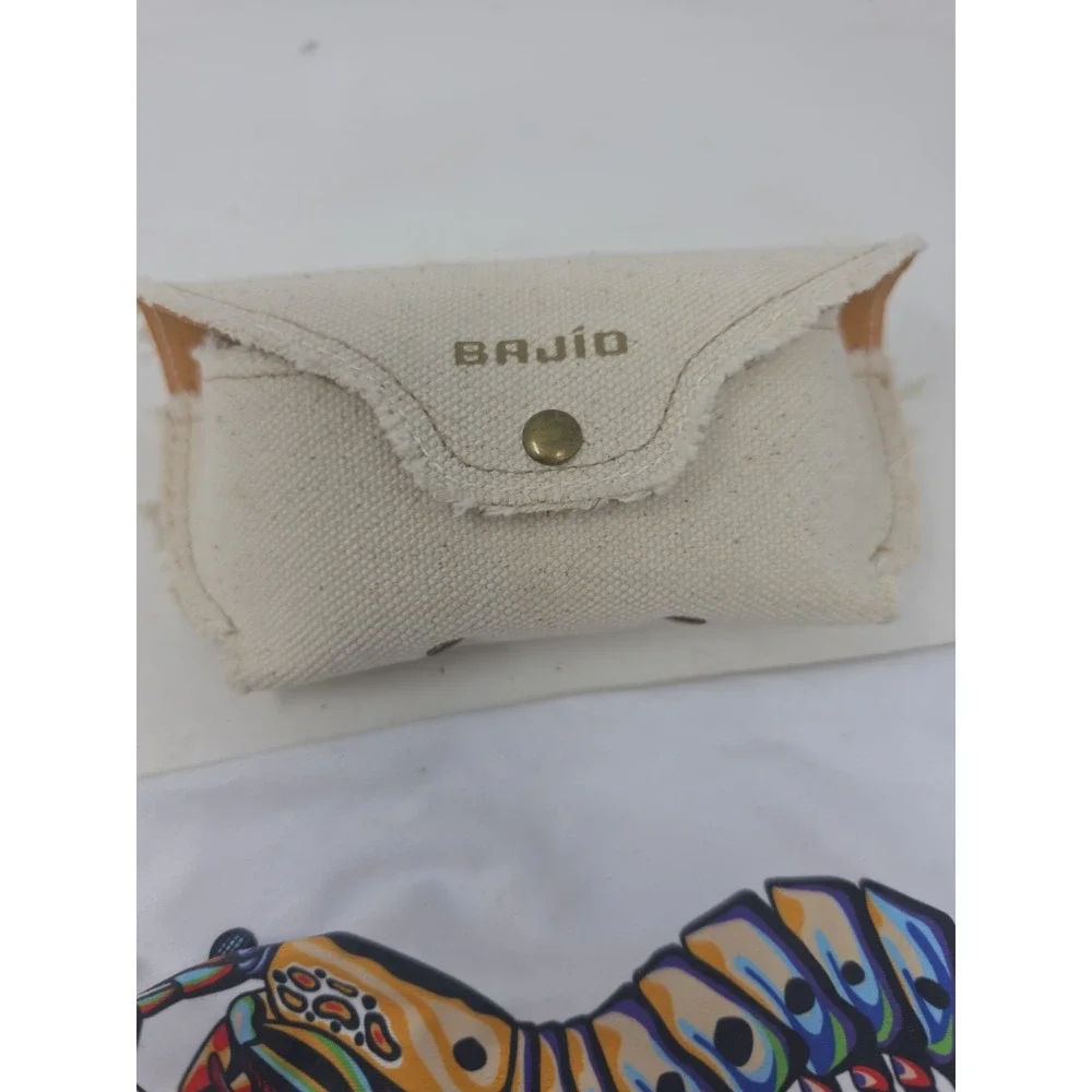 Bajio Sunglasses Case Canvas Eco Raw-Edge Tan Sustainable Materials Holder. L